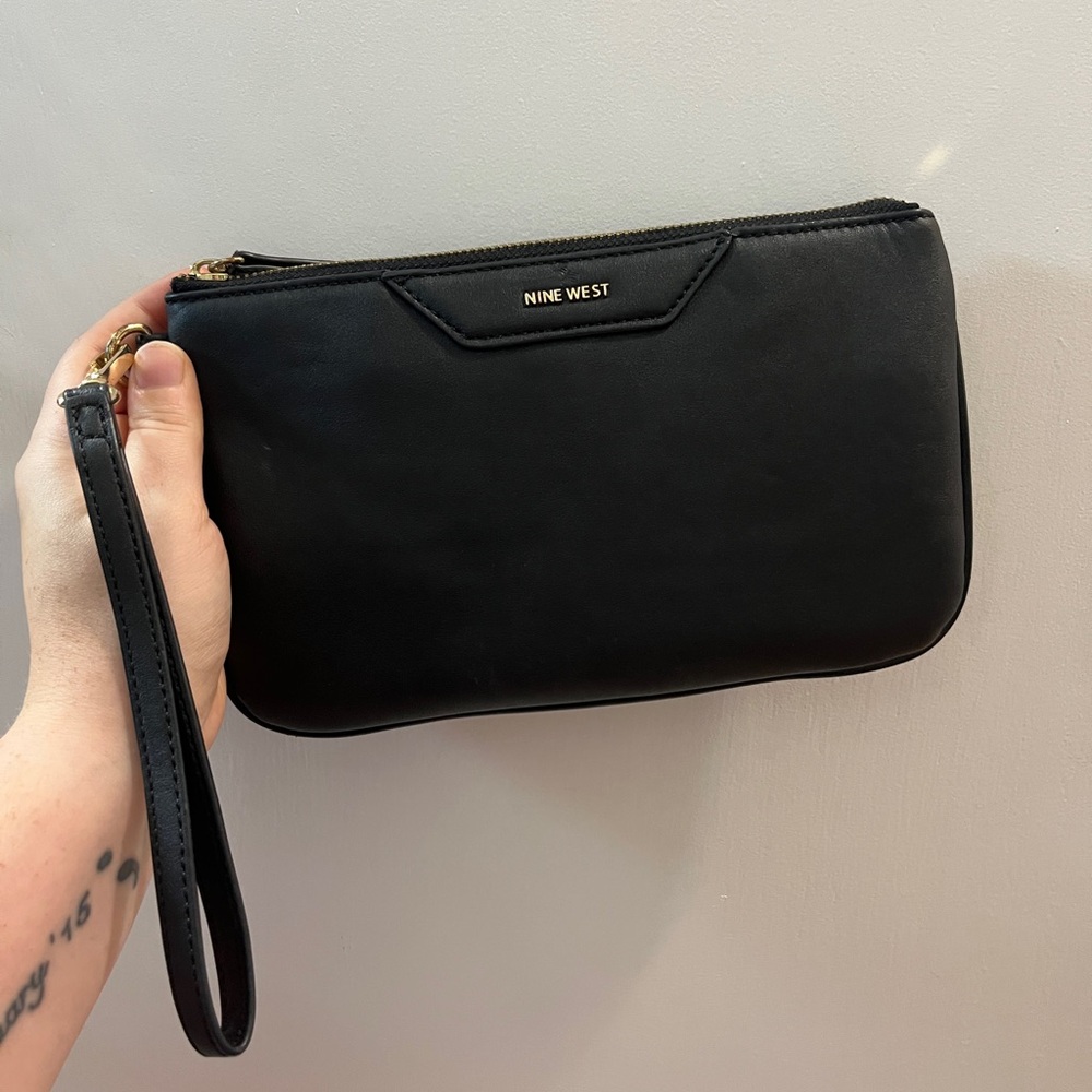 Nine West Black Wristlet Clutch